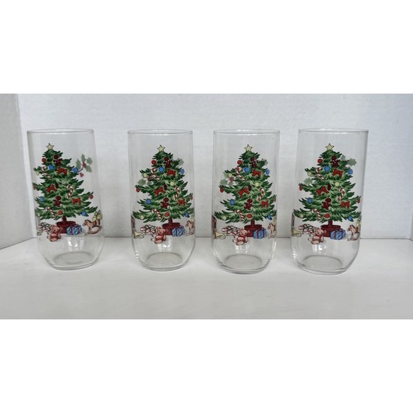 Luminarc Other - Set of 4 Glass Christmas Tree Tumblers Luminarc Holiday Tablescape Drinkware
